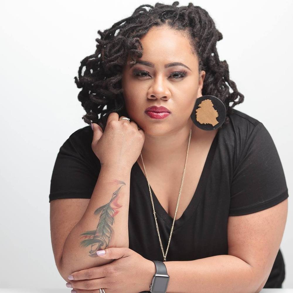 Meet your Posher, Christina faith